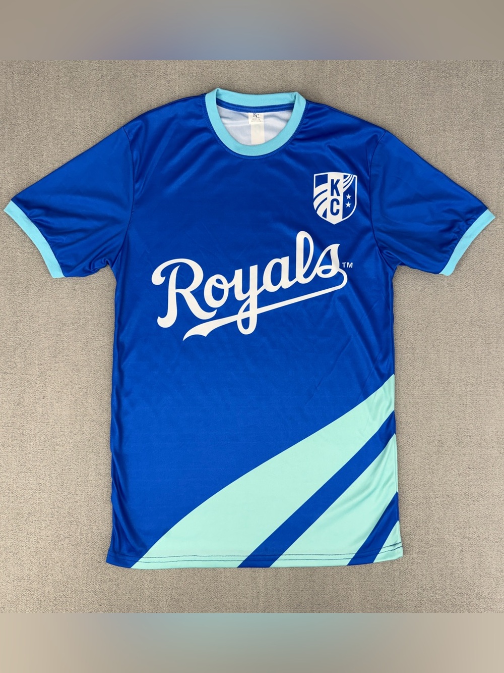 Kansas City Royals KC Current Shirt sz M Soccer Jersey SGA Baseball Performance